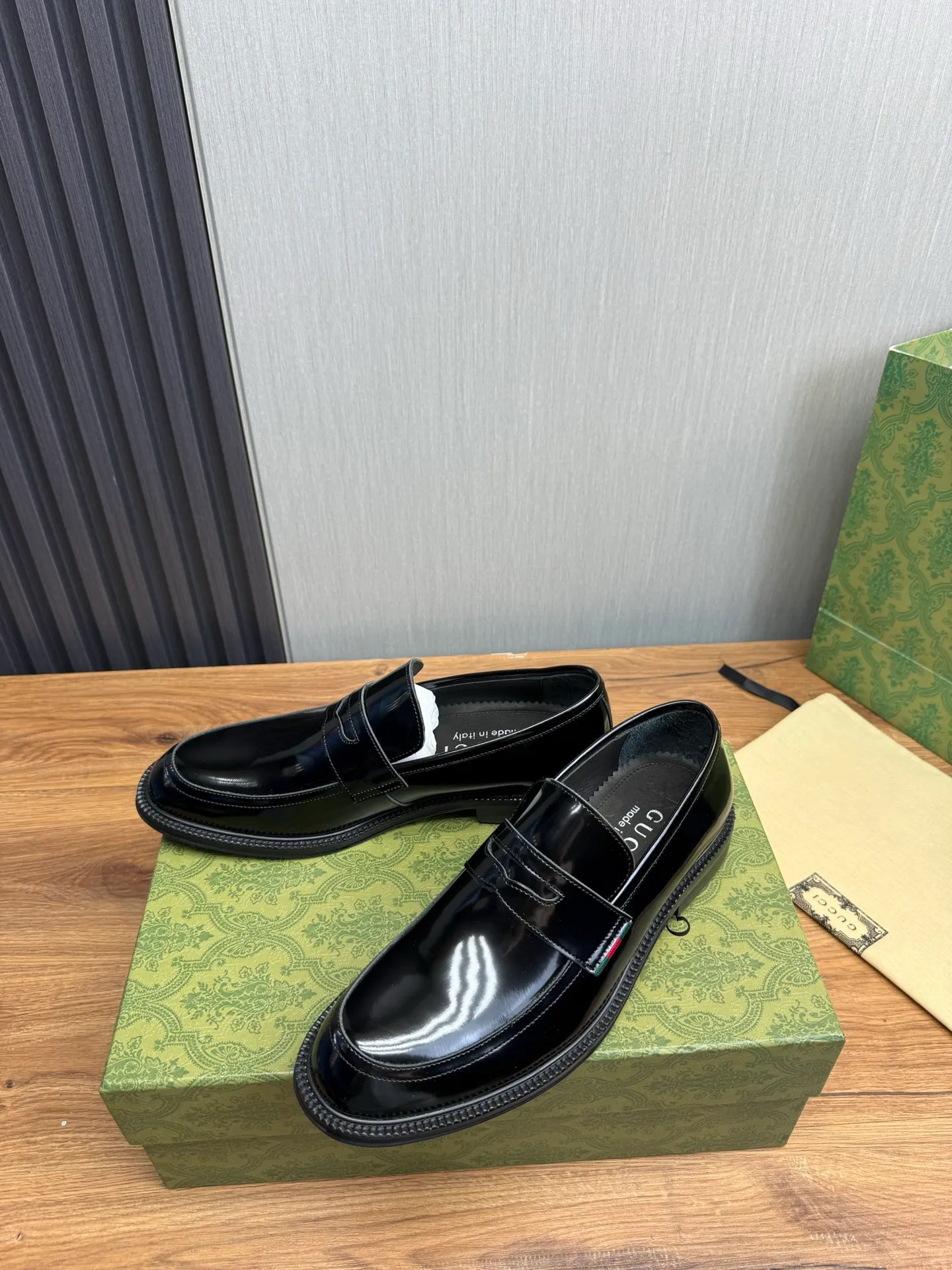 Factory price 520💰 ＧＵＣＩＩ Men's business casual leather shoes, luxurious and noble👞All imported original brand leather, just to create a more comfortable wearing experience, upper: original cowhide ➕Imported full cow lining, original outsole ✔️36-45 (45 non-returnable)